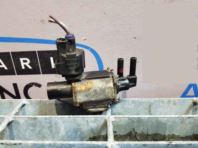 bontott MITSUBISHI OUTLANDER Lefújószelep