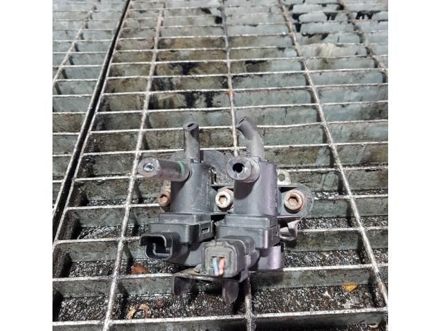 bontott MITSUBISHI OUTLANDER Lefújószelep