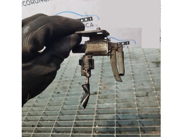 bontott MITSUBISHI OUTLANDER Lefújószelep