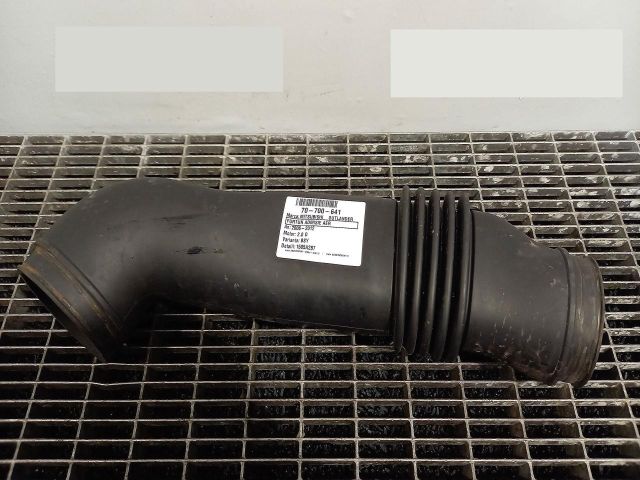 bontott MITSUBISHI OUTLANDER Légbeömlő Cső