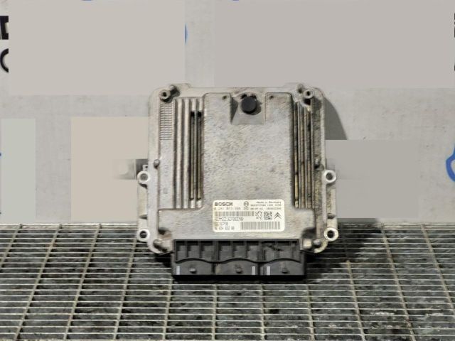 bontott MITSUBISHI OUTLANDER Motorvezérlő