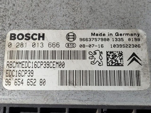 bontott MITSUBISHI OUTLANDER Motorvezérlő