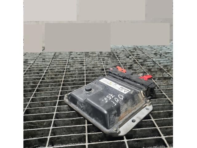 bontott MITSUBISHI OUTLANDER Motorvezérlő