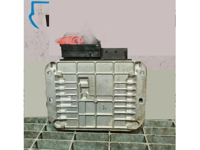 bontott MITSUBISHI OUTLANDER Motorvezérlő