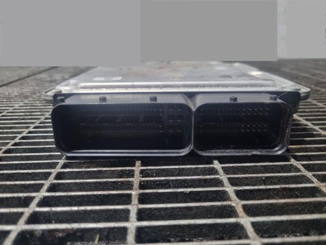 bontott MITSUBISHI OUTLANDER Motorvezérlő