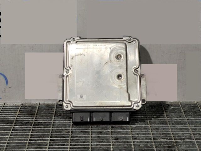 bontott MITSUBISHI OUTLANDER Motorvezérlő