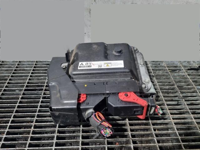 bontott MITSUBISHI OUTLANDER Motorvezérlő