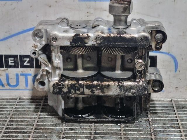 bontott MITSUBISHI OUTLANDER Olajszivattyú