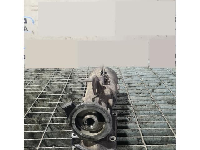 bontott MITSUBISHI OUTLANDER Olajszűrő Ház