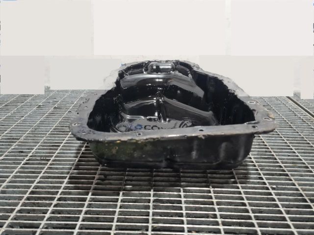 bontott MITSUBISHI OUTLANDER Olajteknő