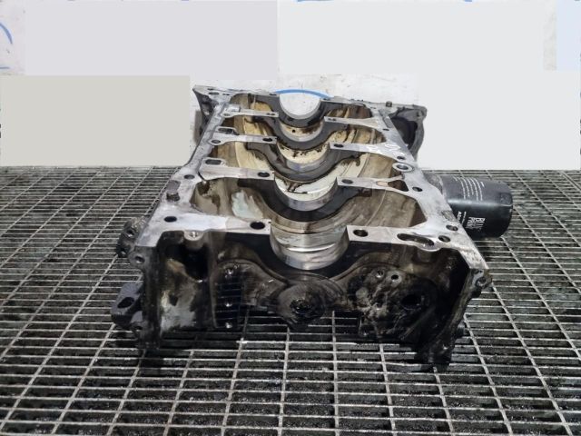 bontott MITSUBISHI OUTLANDER Olajteknő