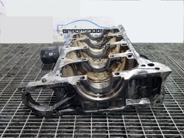 bontott MITSUBISHI OUTLANDER Olajteknő