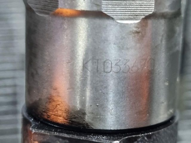 bontott MITSUBISHI OUTLANDER Porlasztó (1 db)