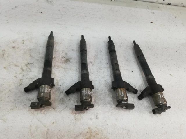 bontott MITSUBISHI OUTLANDER Porlasztó (1 db)