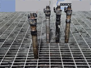 bontott MITSUBISHI OUTLANDER Porlasztó (1 db)