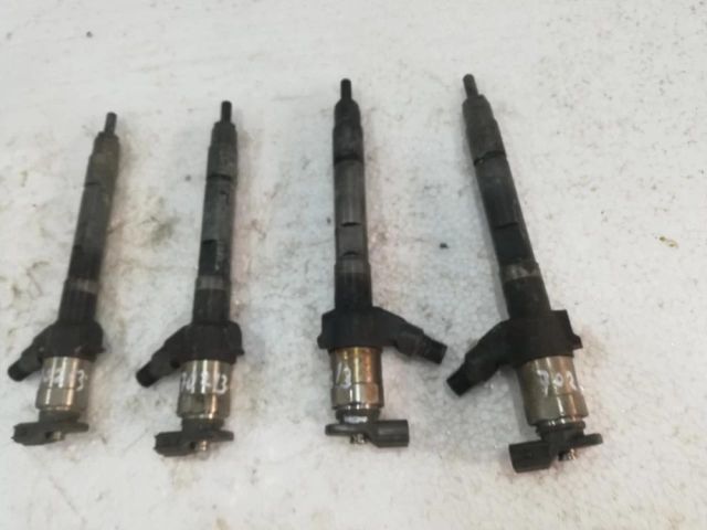 bontott MITSUBISHI OUTLANDER Porlasztó (1 db)