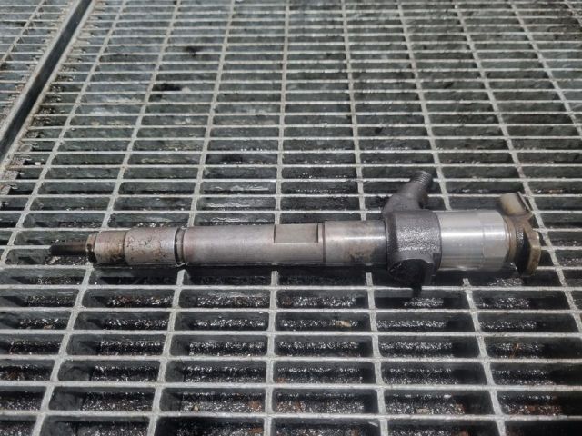 bontott MITSUBISHI OUTLANDER Porlasztó (1 db)