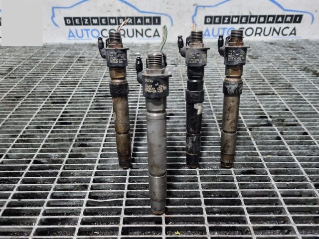 bontott MITSUBISHI OUTLANDER Porlasztó (1 db)