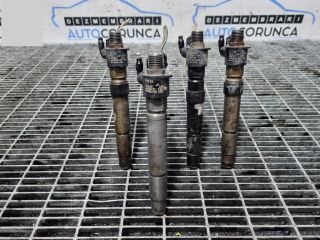 bontott MITSUBISHI OUTLANDER Porlasztó (1 db)