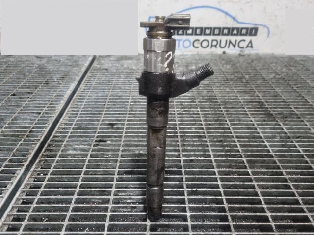 bontott MITSUBISHI OUTLANDER Porlasztó (1 db)