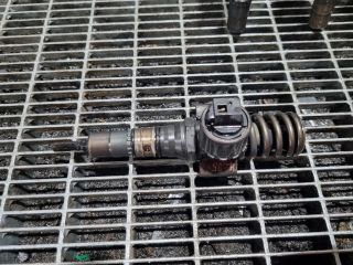 bontott MITSUBISHI OUTLANDER Porlasztó (1 db)