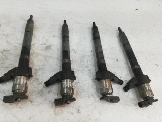 bontott MITSUBISHI OUTLANDER Porlasztó (1 db)