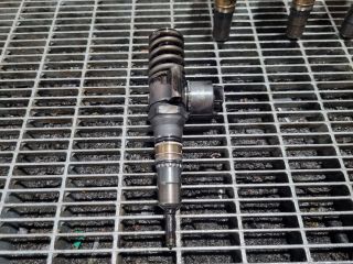 bontott MITSUBISHI OUTLANDER Porlasztó (1 db)