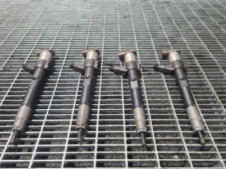 bontott MITSUBISHI OUTLANDER Porlasztó (1 db)