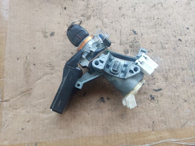 bontott MITSUBISHI OUTLANDER Gyújtáskapcsoló