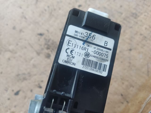 bontott MITSUBISHI OUTLANDER Gyújtáskapcsoló