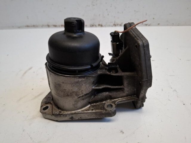 bontott MITSUBISHI OUTLANDER Olajszűrő Ház