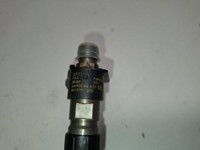 bontott MITSUBISHI OUTLANDER Porlasztó (1 db)