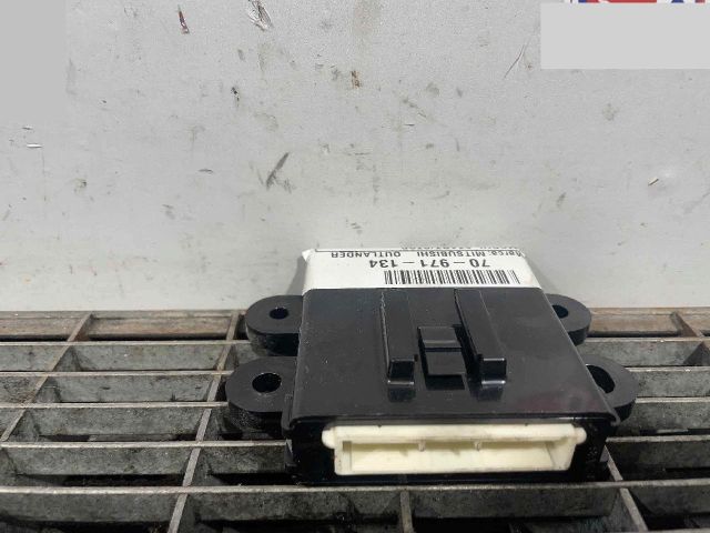 bontott MITSUBISHI OUTLANDER Start / Stop Vezérlő Modul