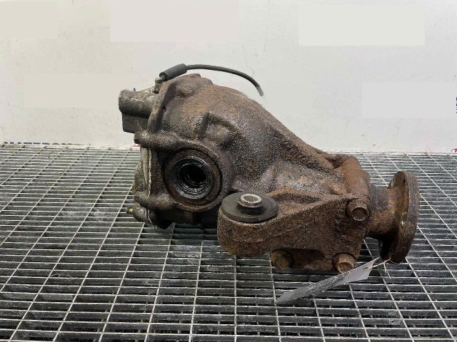 bontott MITSUBISHI OUTLANDER Differenciálmű Tartó Bak