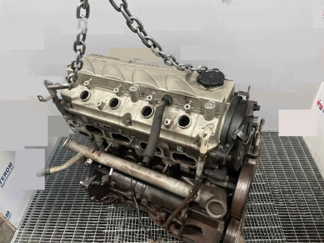 bontott MITSUBISHI OUTLANDER Motor (Fűzött blokk hengerfejjel)