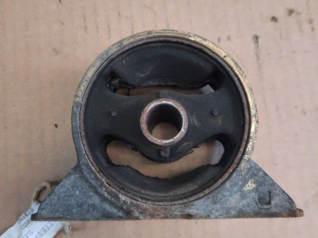 bontott MITSUBISHI OUTLANDER Motor Tartó Bak (Fém)