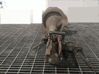 bontott MITSUBISHI OUTLANDER Jobb első Lengéscsillapító