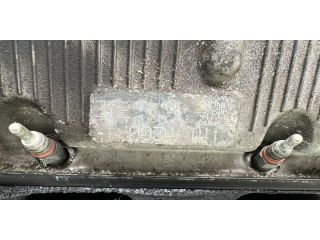 bontott MITSUBISHI OUTLANDER Motor (Fűzött blokk hengerfejjel)