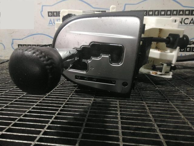 bontott MITSUBISHI OUTLANDER Váltó Kulissza