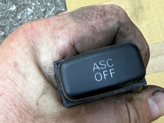 bontott MITSUBISHI OUTLANDER ABS Visszajelző