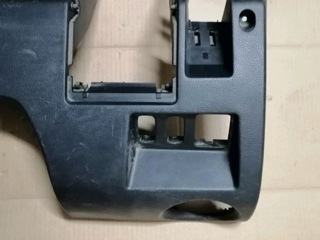 bontott MITSUBISHI OUTLANDER Bal Alsó Műszerfal Burkolat