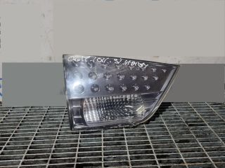 bontott MITSUBISHI OUTLANDER Bal Belső Hátsó Lámpa