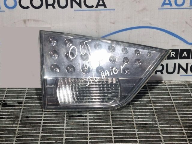 bontott MITSUBISHI OUTLANDER Bal Belső Hátsó Lámpa