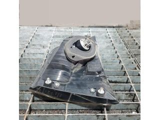 bontott MITSUBISHI OUTLANDER Bal Belső Hátsó Lámpa