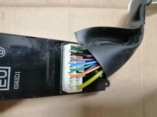 bontott MITSUBISHI OUTLANDER Bal első Ablakemelő Kapcsoló