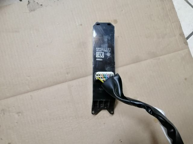 bontott MITSUBISHI OUTLANDER Bal első Ablakemelő Kapcsoló