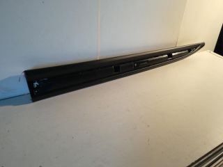 bontott MITSUBISHI OUTLANDER Bal első Ajtó Díszléc