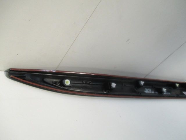 bontott MITSUBISHI OUTLANDER Bal első Ajtó Díszléc