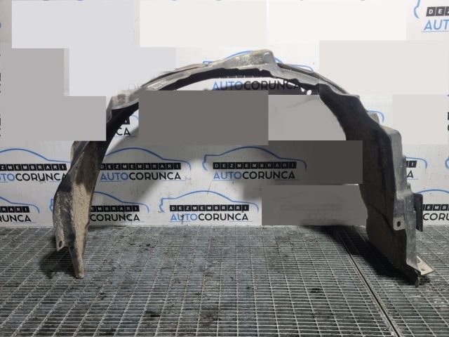 bontott MITSUBISHI OUTLANDER Bal első Dobbetét (Kerékjárati, Műanyag)