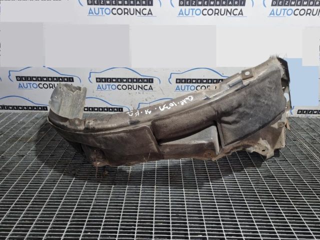 bontott MITSUBISHI OUTLANDER Bal első Dobbetét (Kerékjárati, Műanyag)